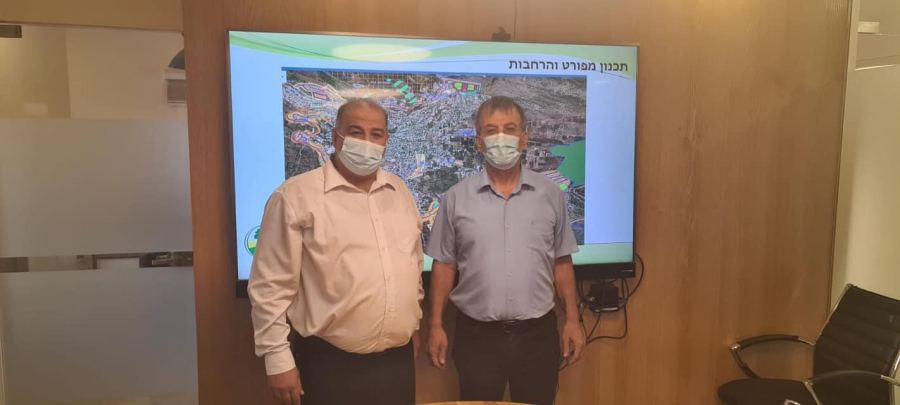 منصور عباس يجتمع مع مجلس المغار المحلي